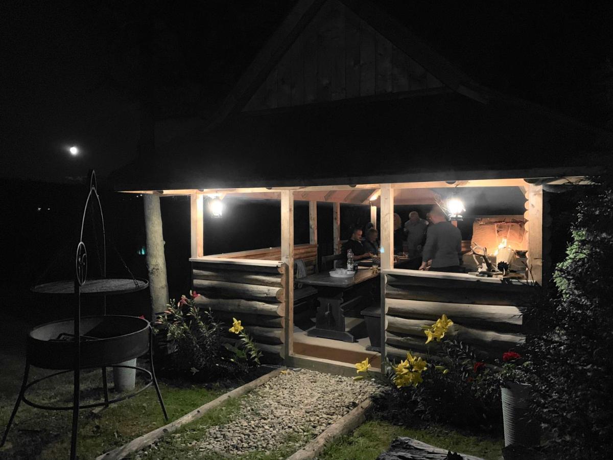 Osrodek Wypoczynkowy U Bartka Bed and Breakfast Czerwienne Exteriör bild