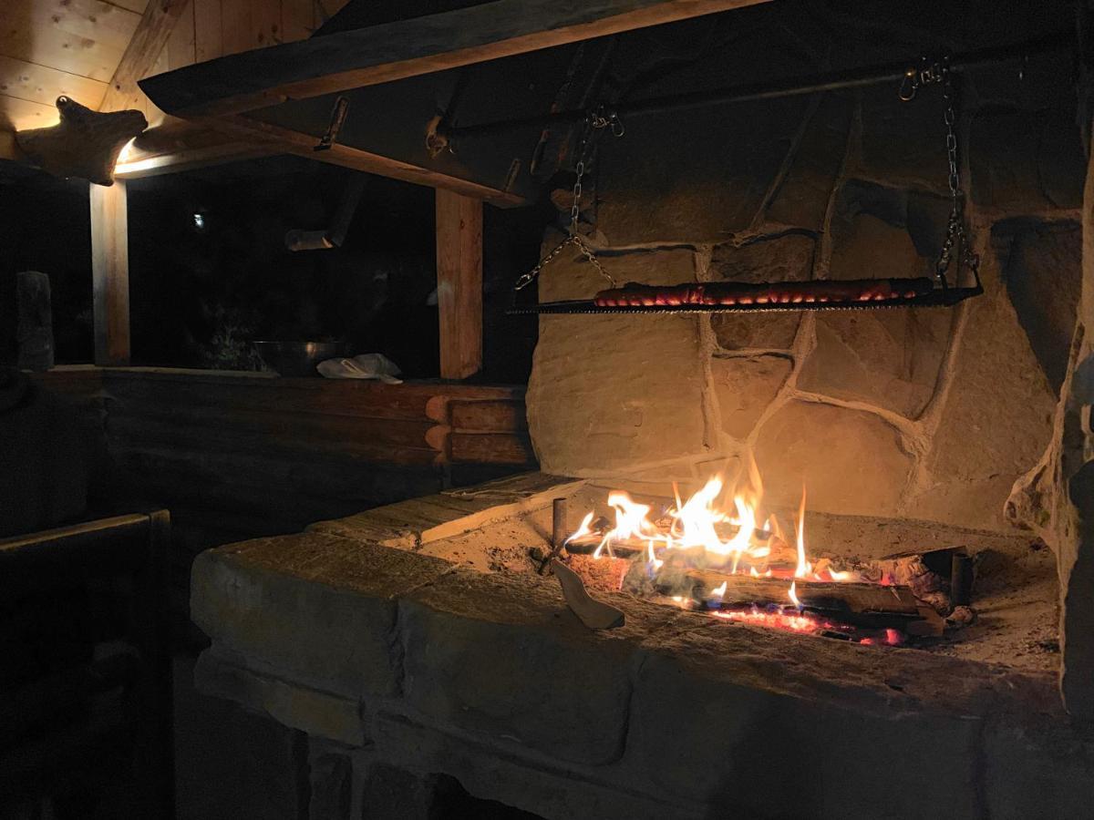 Osrodek Wypoczynkowy U Bartka Bed and Breakfast Czerwienne Exteriör bild