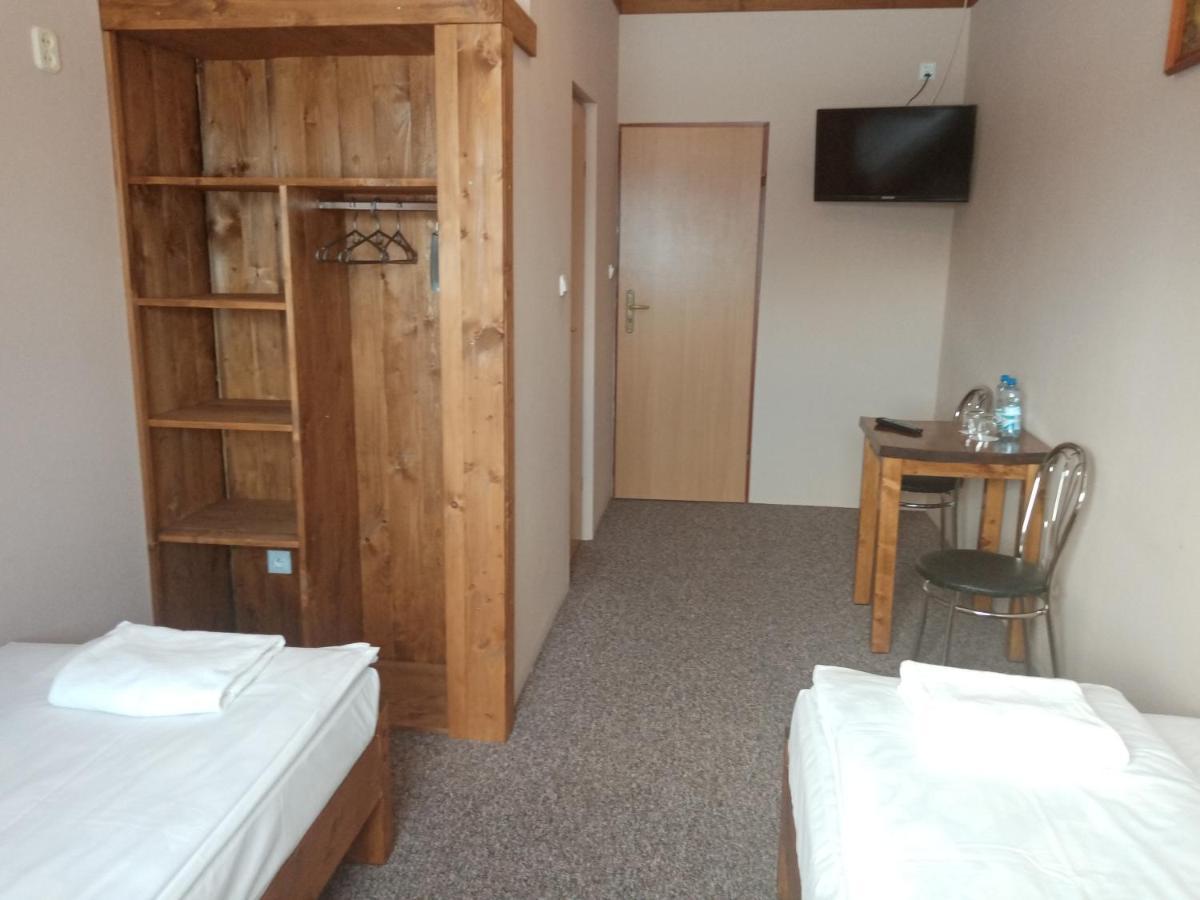Osrodek Wypoczynkowy U Bartka Bed and Breakfast Czerwienne Exteriör bild